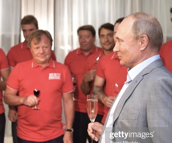 DEE3D039-6B56-4F57-B753-8566C6EEC1B4